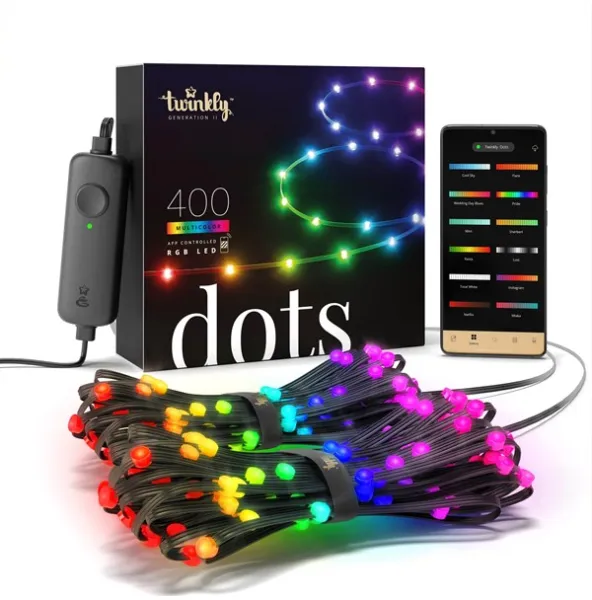 Twinkly Dots - 400 RGB LED diod ovládaných aplikací. 20 metrů. Černý kabel.